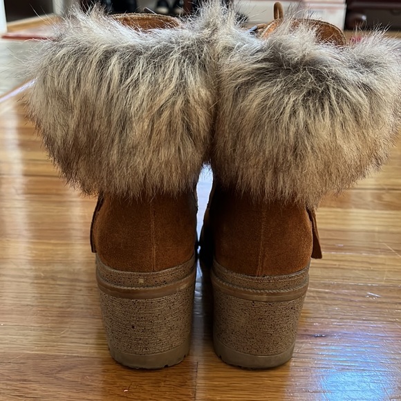 STEVE MADDEN BOOTS - Picture 3 of 4